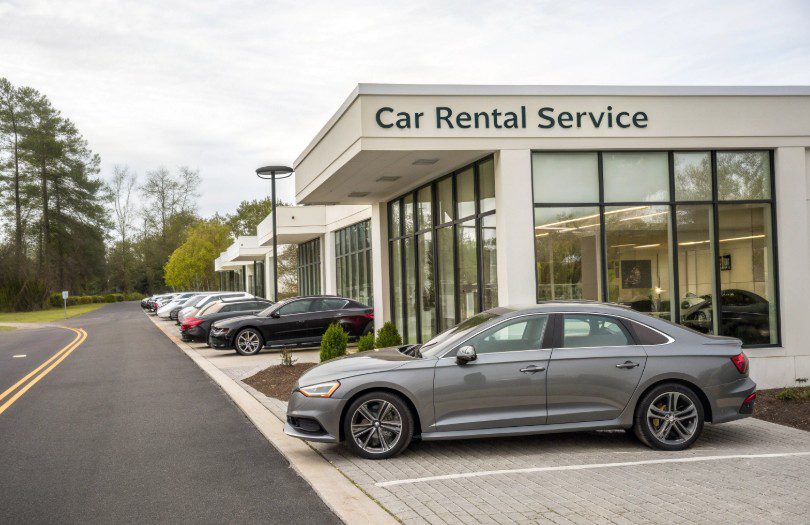 Когда нужен прокат авто с водителем в Алматы: 10 реальных ситуаций