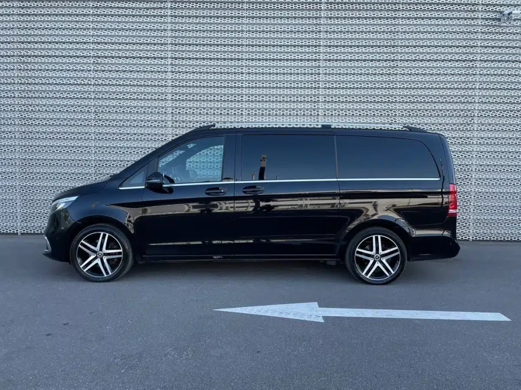 Mercedes Benz V-class