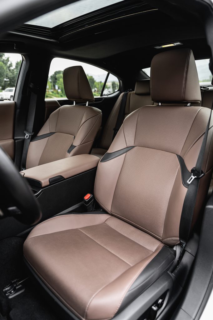 Lexus ES250