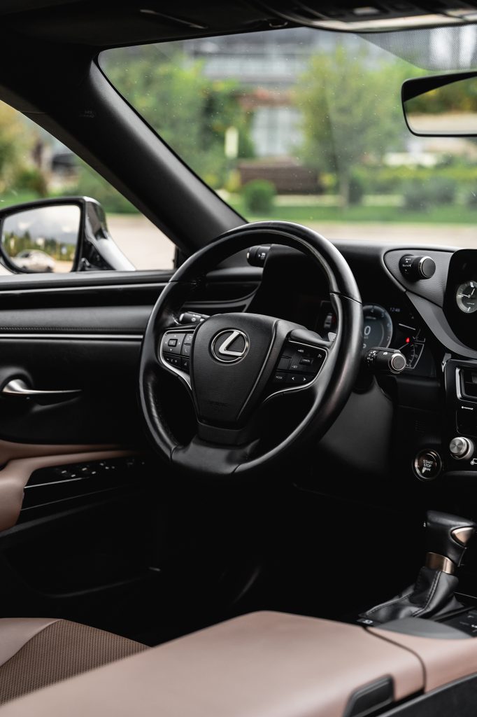 Lexus ES250