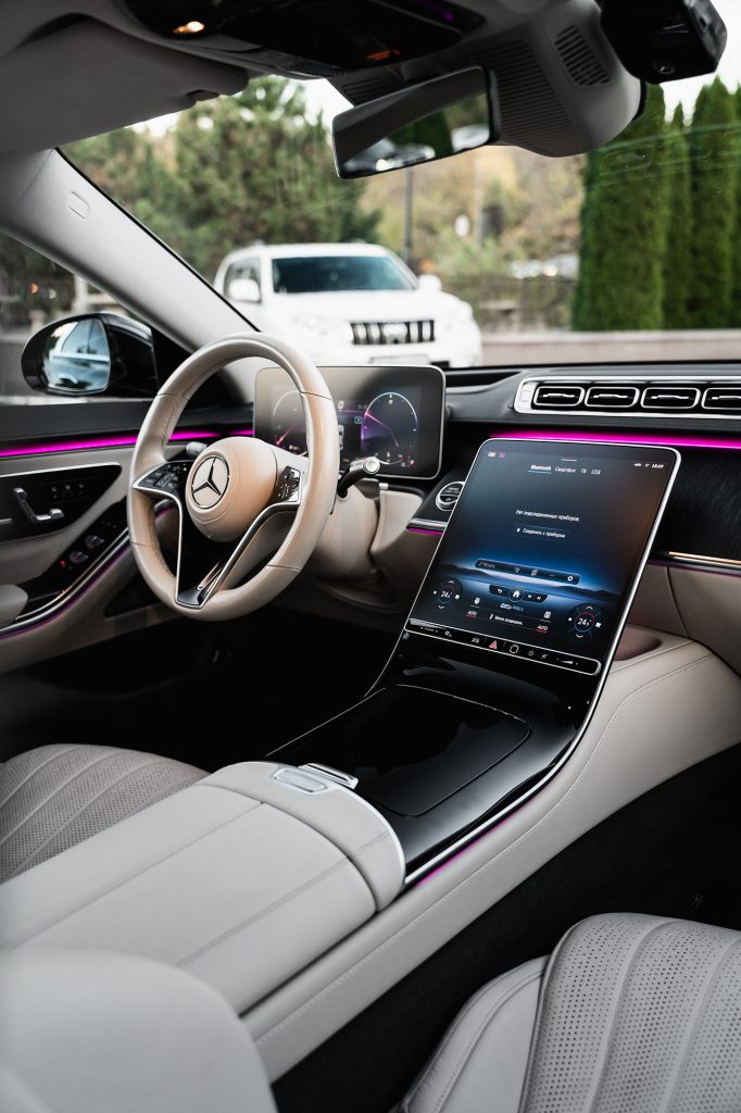 Mercedes-Benz S580