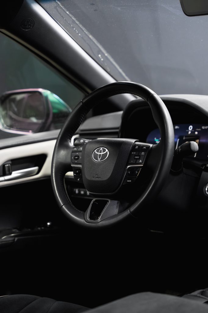 Toyota Camry 80