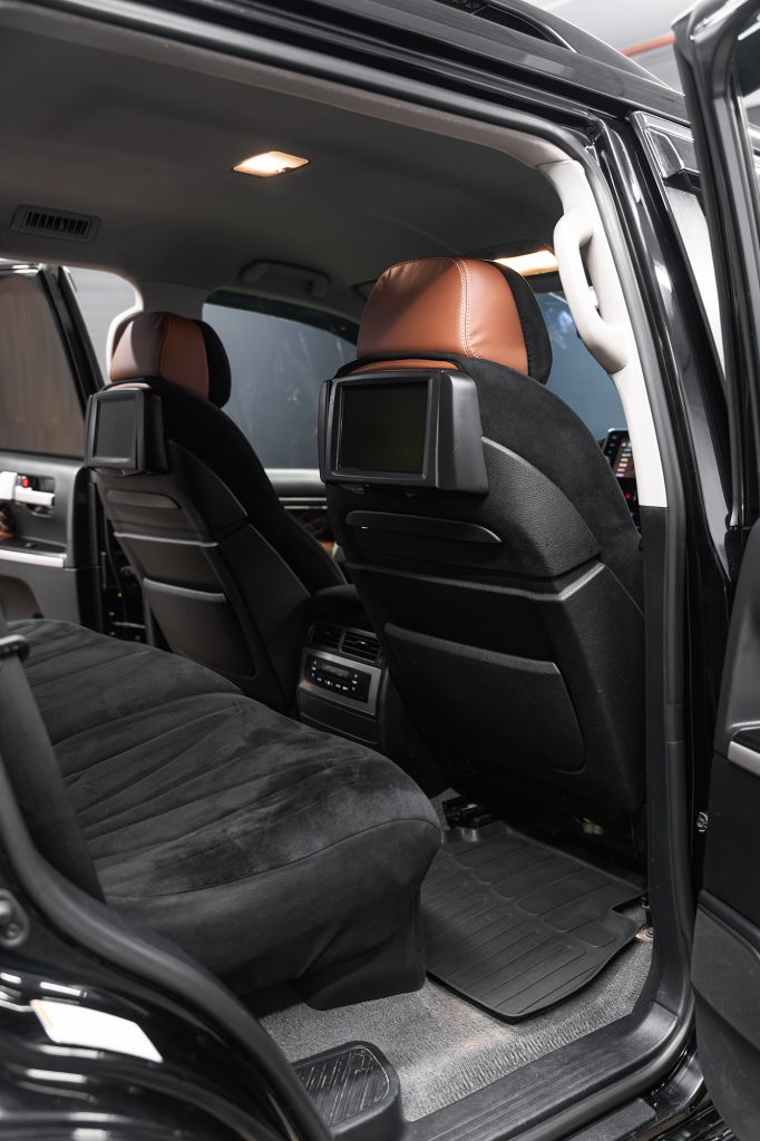 Toyota Land Cruiser 200