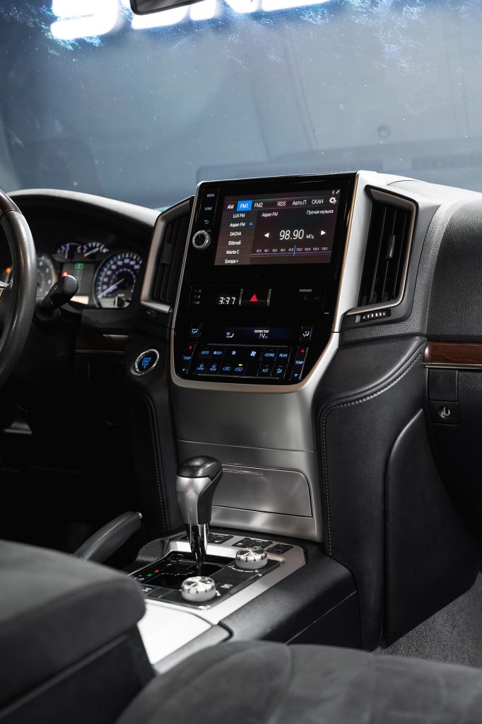 Toyota Land Cruiser 200