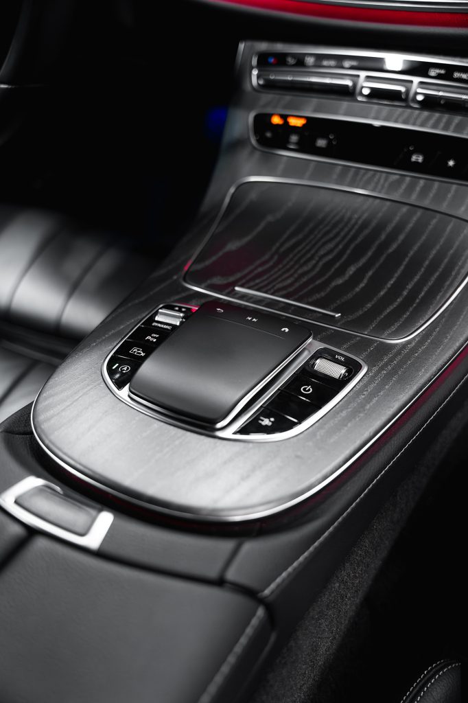 Mercedes-Benz E300