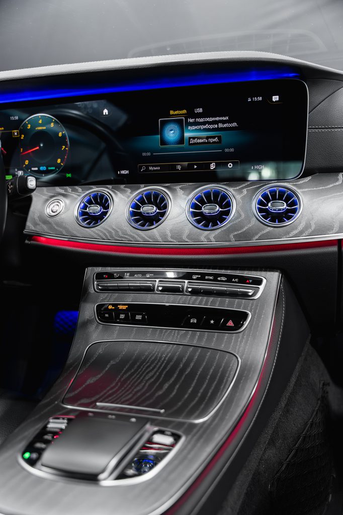 Mercedes-Benz E300
