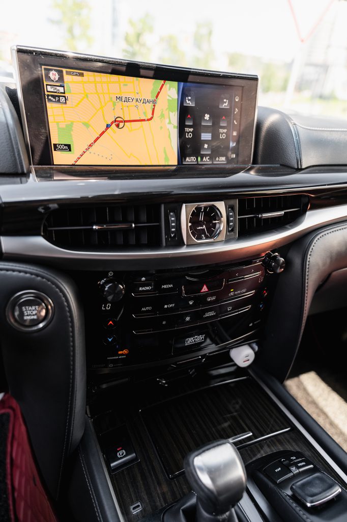 Lexus LX 570