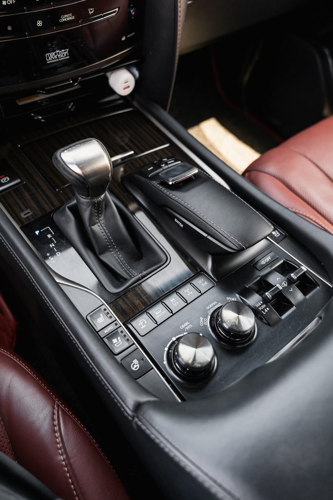 Lexus LX 570