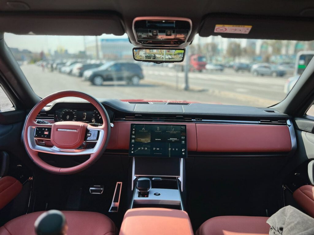 Range Rover Vogue SV 2025