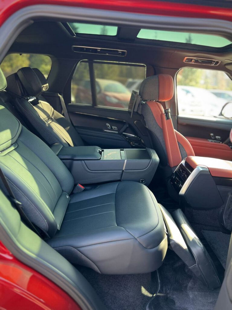 Range Rover Vogue SV 2025