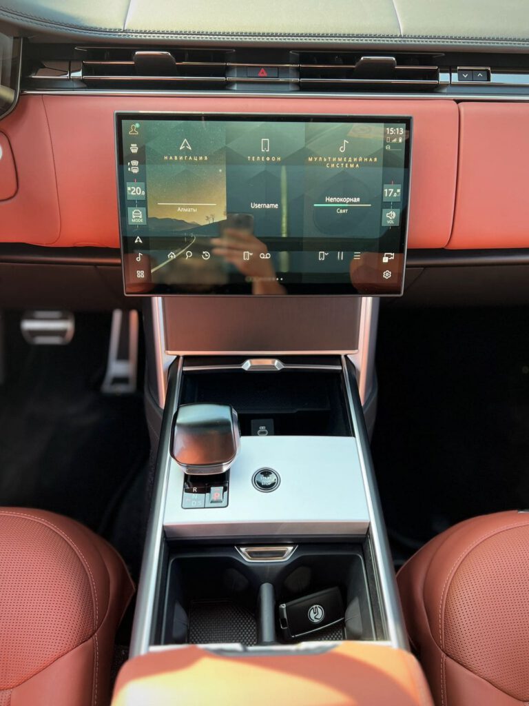 Range Rover Vogue SV 2025