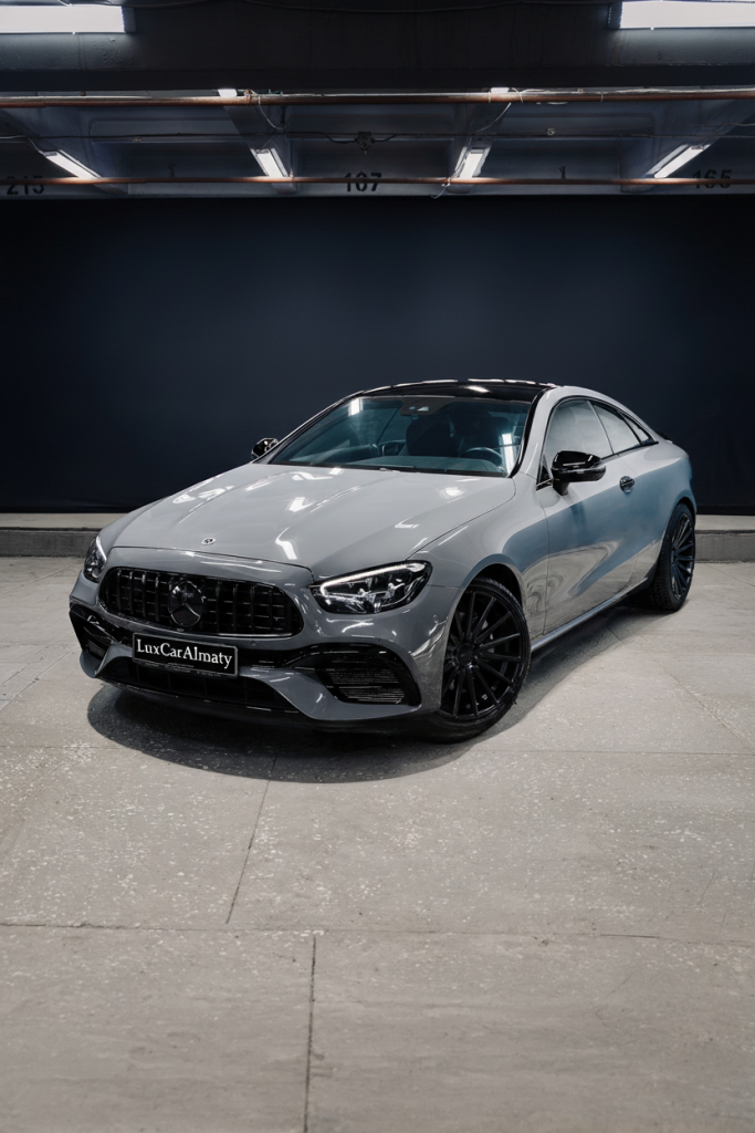 Mercedes-Benz E300