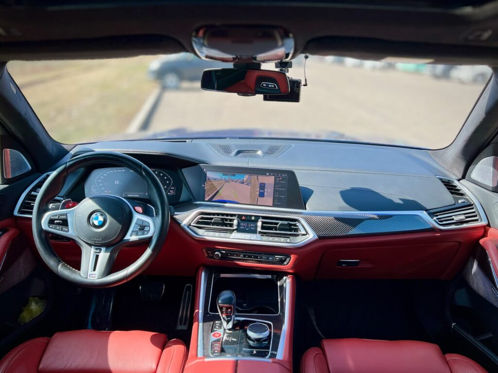 Аренда BMW X5 M Competition 2023 в Алматы — фото 3