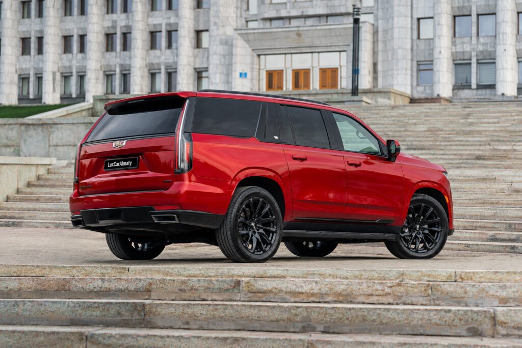 Аренда Cadillac Escalade Long 2025 в Алматы — фото 3