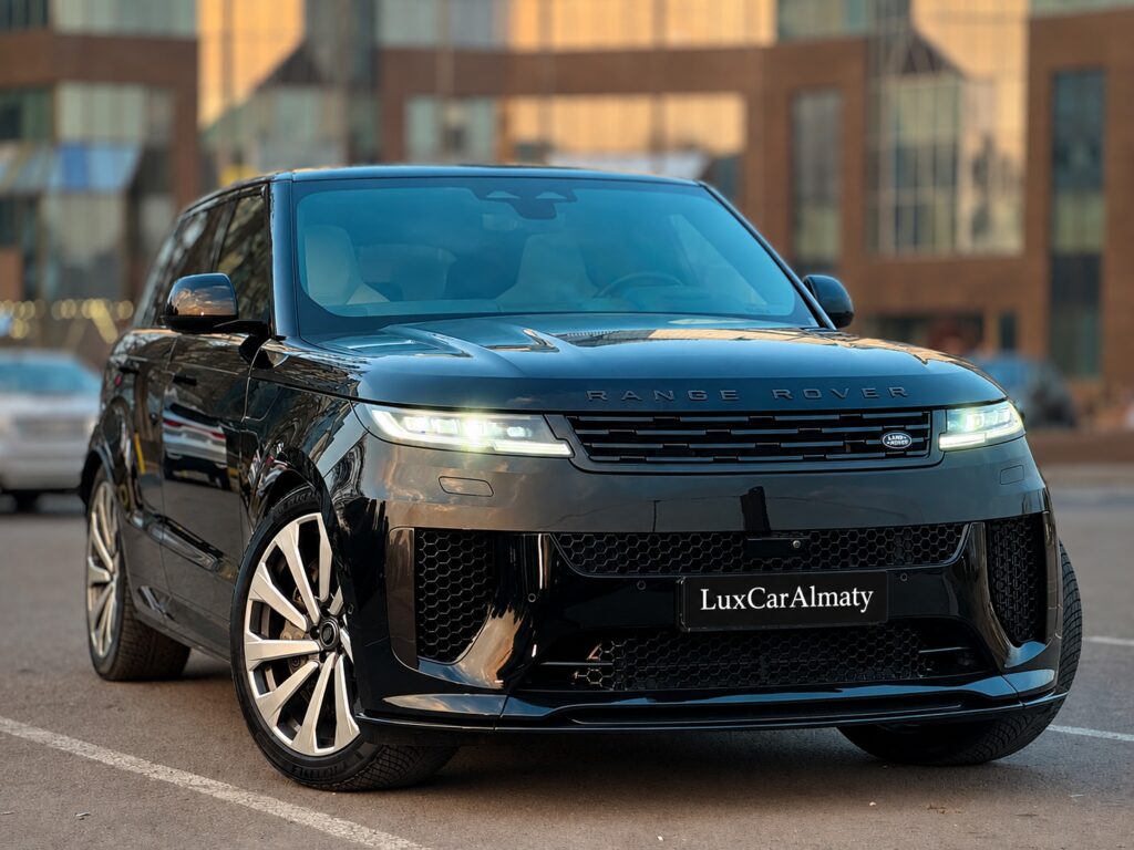 Range Rover Sport SV 2025