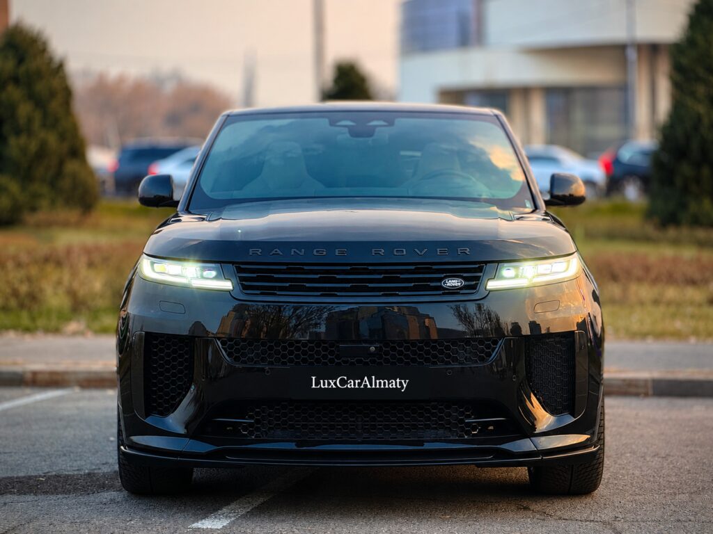 Аренда Range Rover Sport SV 2025 в Алматы — фото 2