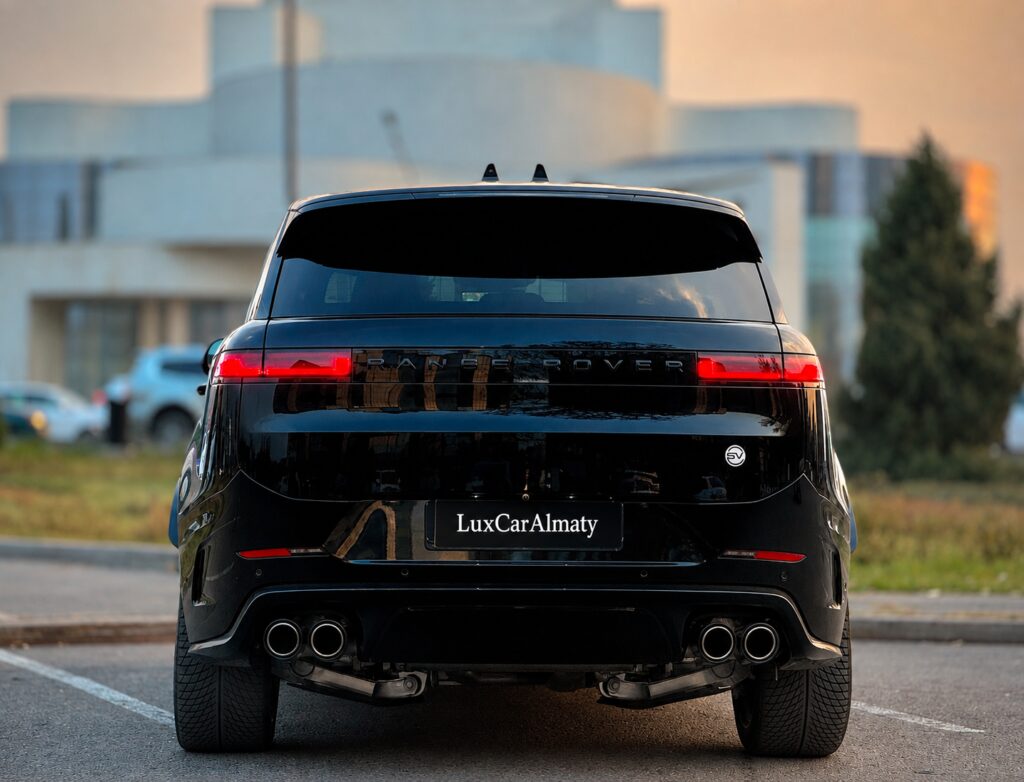 Аренда Range Rover Sport SV 2025 в Алматы — фото 3