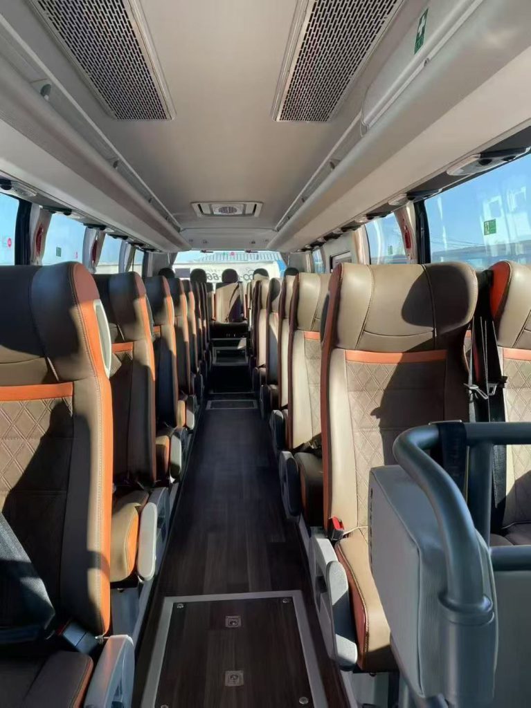 Yutong Premium VIP BUS 2024 (серый)