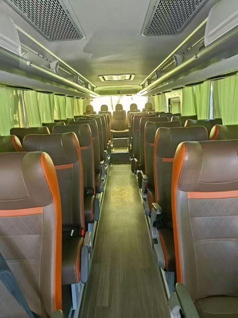 Yutong Premium VIP BUS 2024 (коричневый)